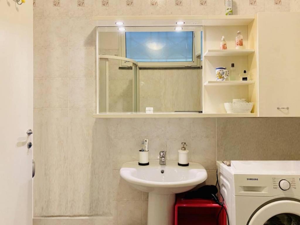 Residence Apuamare ปิเอตราซานตา ภายนอก รูปภาพ